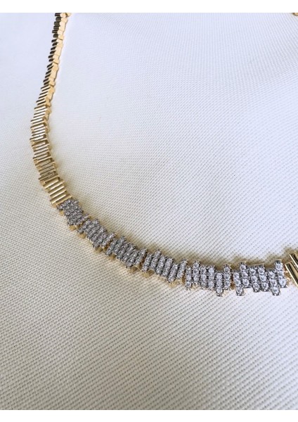 Özel Seri Tırtıklı Taşlı Kolye modelleri