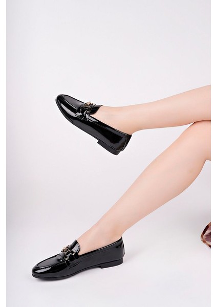 Siyah Babet Toka Detaylı Günlük Ayakkabı modelleri