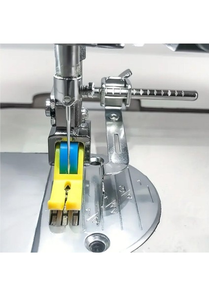 Sanayi Düz Dikiş Makinası Için Yedek Tekerlekli Ve Altlıklı Teflon Kaydırmaz Ayak Set modelleri