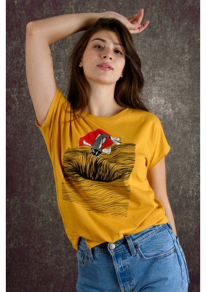 Fish Kadın Baskılı T-Shirt