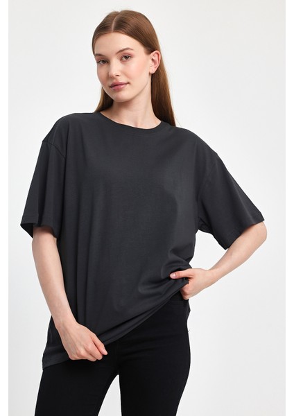 Kadın Oversize Tişört P-009408 indirimleri