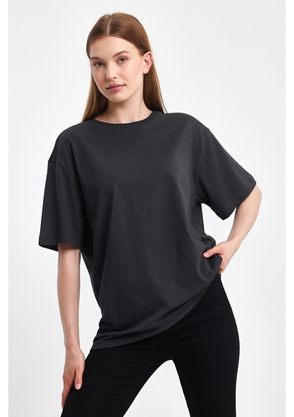 Kadın Oversize Tişört P-009408