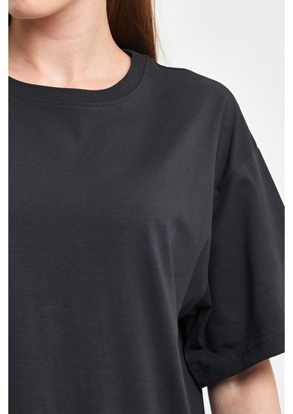 Kadın Oversize Tişört P-009408
