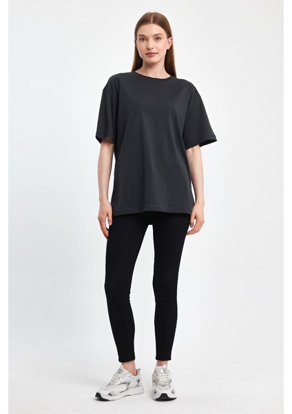 Kadın Oversize Tişört P-009408