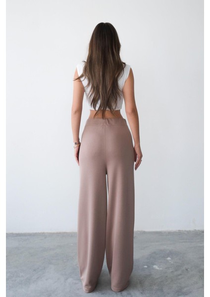 Yüksel Bel Rahat Kesim Nervürlü Çımalı Modal Camel Bol Paça Kadın Eşofman Altı fiyatları