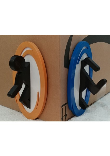 Portal Adam Duvar Süsü - Dekoratif Asılabilir Plaka THN2720029