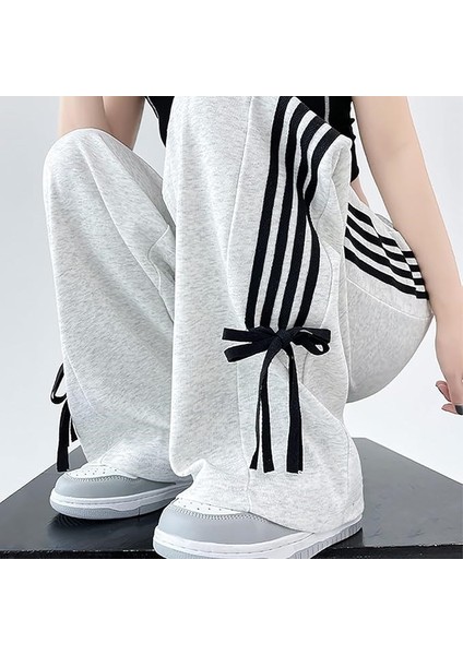 Kadın Sportif Üç Şerit Detaylı Ayarlanabilir Paça Eşofman Altı modelleri