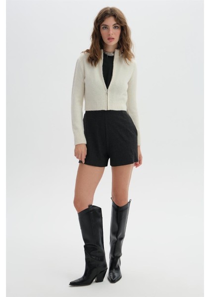 Ekru Fermuarlı Crop Triko Hırka modelleri