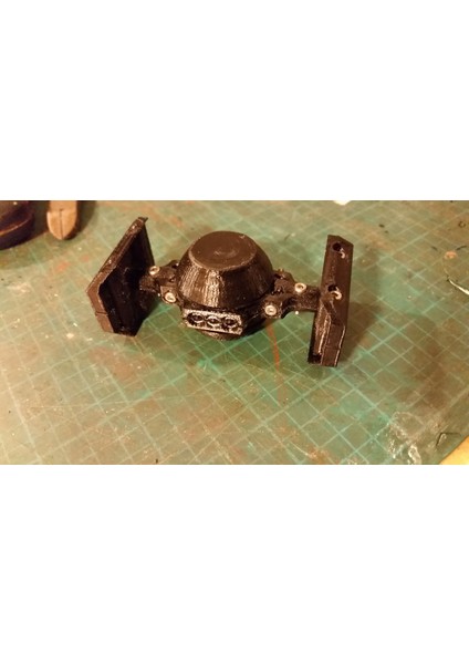 Darth Vader / Tie Fighter Fidget Spinner - I Azaltan Eğlenceli Fidget Spinner THN2379068