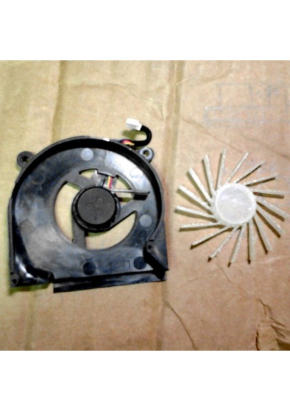 Grafik Kartı / Dizüstü Bilgisayar Fan Onarımı. THN1753155