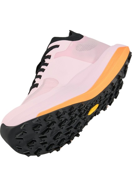 Sylan Pro Kadın Dağ Koşu Ayakkabısı, Hafif, Nefes Alabilir, Hız Için Tasarlandı, Vibram® ve Infuse® Teknolojili fiyatları