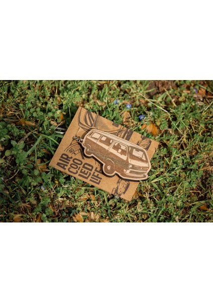 Wood&craft-Retro Rüzgarı Cebinizde: Volkswagen T3 Ahşap Anahtarlık fırsatları