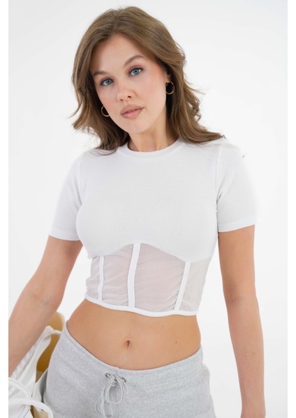Beyaz Tül Detaylı Fitilli Örme Crop Bluz