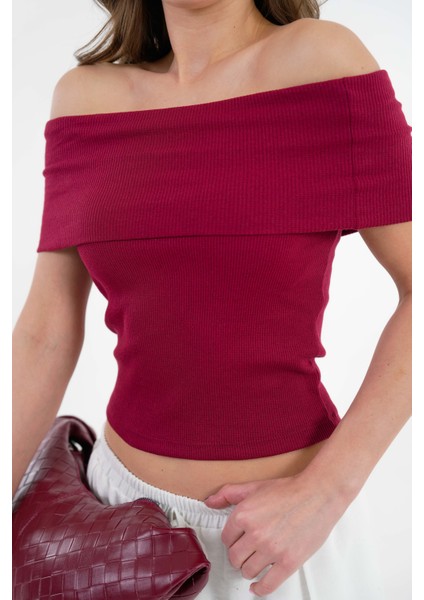 Bordo Madonna Yaka Omzu Açık Fitilli Örme Crop Bluz fiyatları