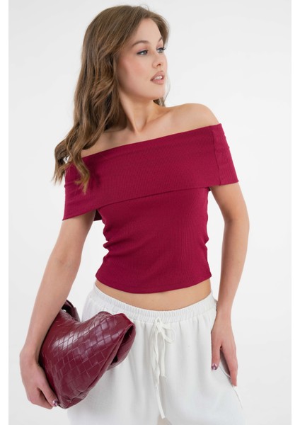 Bordo Madonna Yaka Omzu Açık Fitilli Örme Crop Bluz fırsatları