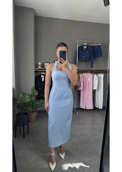 Boyundan Askılı Midi Elbise