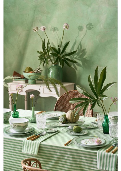 Lily & Lotus Yeşil Porselen Kahvaltı Tabağı 23 cm
