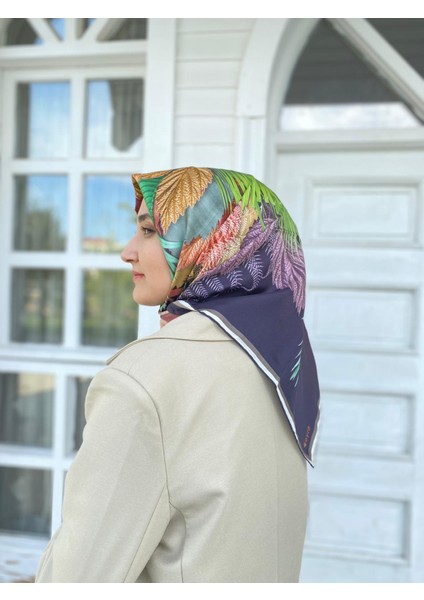 Lacivert Yaprak Desen Tivil Ipek Eşarp 3552