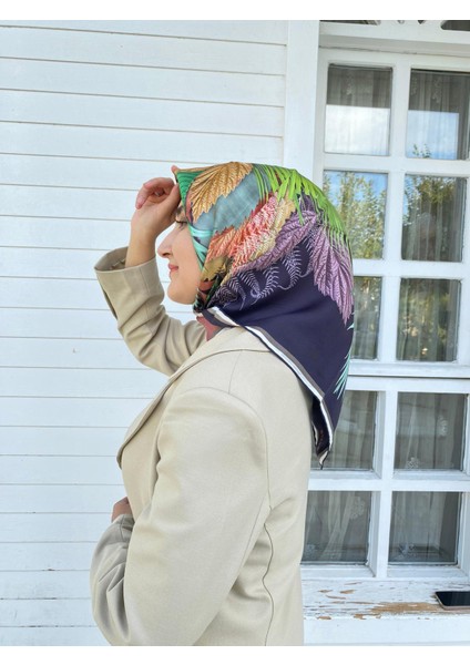 Lacivert Yaprak Desen Tivil Ipek Eşarp 3552