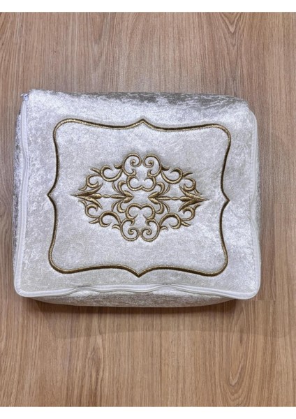 Çeyizlik Hurç Kadife Gold Işlemeli 28 x 33 Ebatında Tekli Krem Bohça Nişan Gelin Damat Hurcu fiyatları