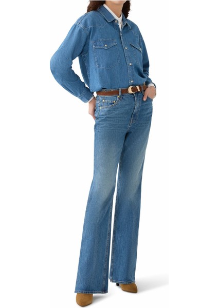 Şıklığın ve Konforun Buluştuğu Kadın Gömleği fiyatları