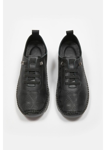 Russa Siyah Deri Kadın Sneaker fiyatları