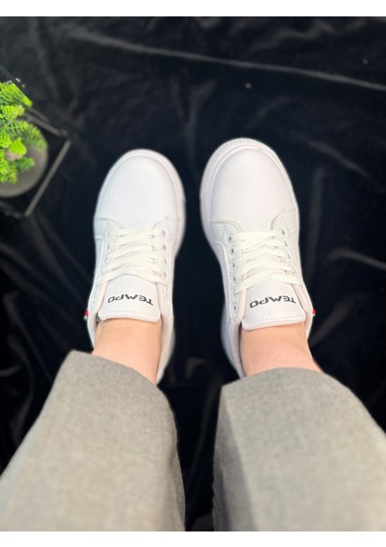Günlük Kadın Spor Ayakkabı Ortopedik Vegan Deri Bağcık Hafif Kalın Yüksek Taban Yürüyüş Sneaker 102