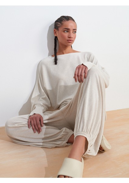 10735 Kayık Yaka Ince Triko Kazak-Bej Melanj