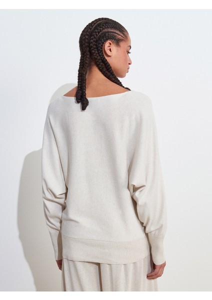 10735 Kayık Yaka Ince Triko Kazak-Bej Melanj fiyatları