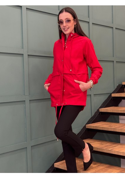 Kadın Fermuarlı Kapşonlu ,çıt Çıt Detaylı Kapama Rüzgarlık-Yağmurluk