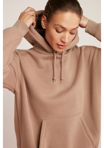 Carly Kadın Içi Polarlı Yumuşacık Kapüşonlu Kanguru Cepli Oversize Fit Pembe Sweatshirt