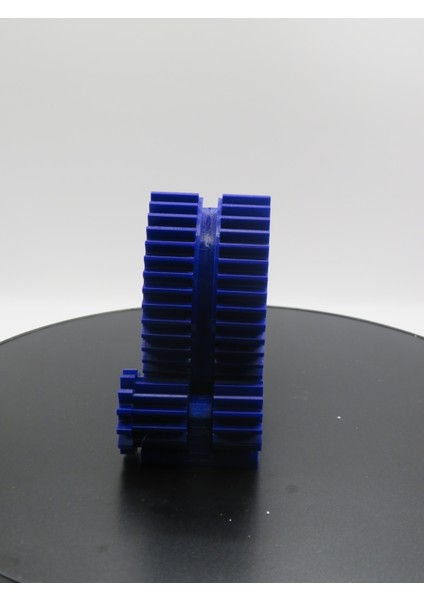 Dişli Mekanizmalı Telefon Standı – Ayarlanabilir 3D Baskı Masaüstü Tutucu | Modern Tasarım fırsatları