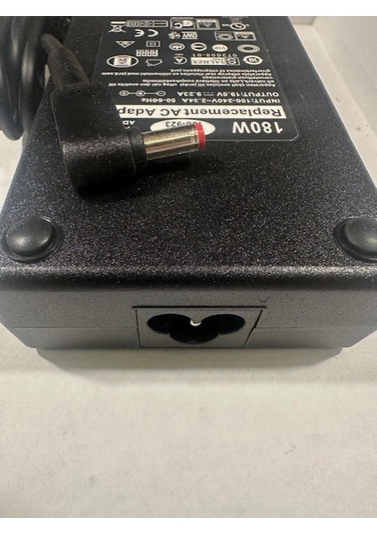 19.5 Volt 9.23 Amper 5.5 mm 1.7 mm Acer Uyumlu Notebook Adaptör 180 Watt Acer Uyumlu Adaptör