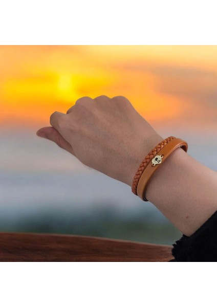 14 Ayar Altın Plakalı Kadınlara Özel Özgün Derili Kalp Motifli Sembol Bilekliği-401sembol-Kahverengi modelleri