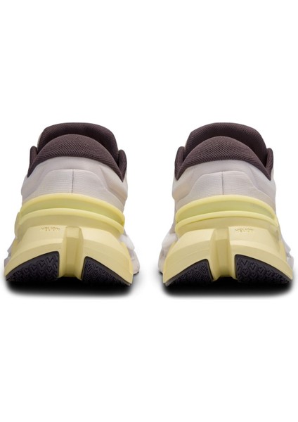 Cloudflyer 5 Kadın Koşu Ayakkabısı Stabilite Ve Peluş Yastıklama fiyatları