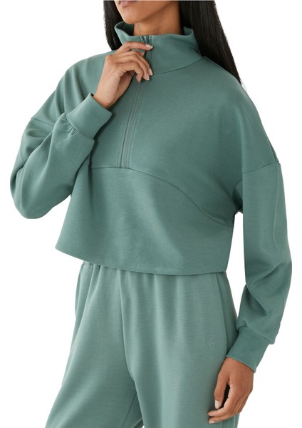 Şık ve Rahat Yarım Fermuarlı Kadın Kazak indirimleri