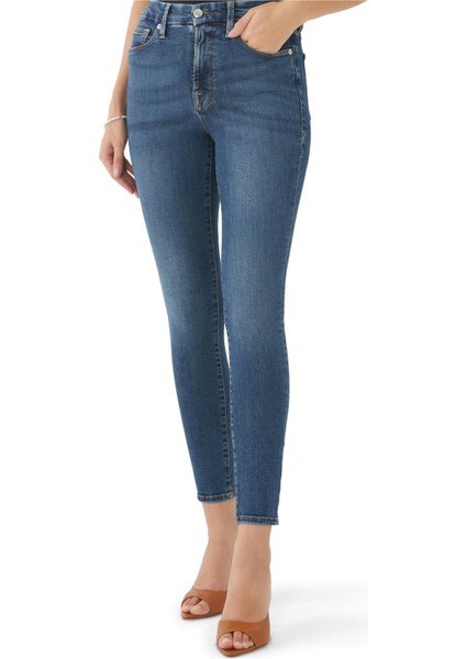 Kıvrımlı Vücut Hatlı Skinny Jean