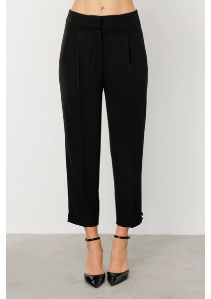Paçası Düğme Detaylı Cepsiz Pantolon Siyah 04044 fiyatları