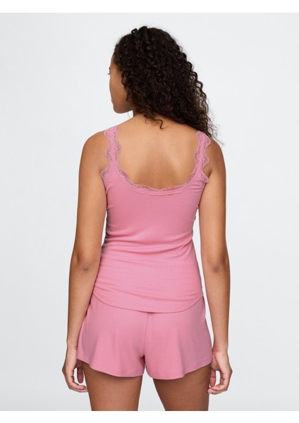 Kadın Pembe Dantel Detaylı Askılı Pijama Üstü