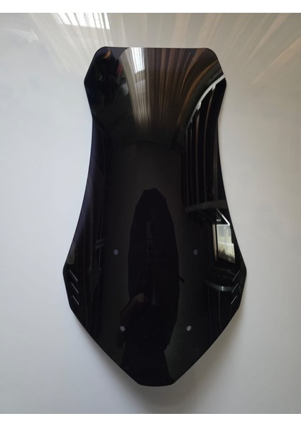 Yuki Adventure 150 Siperlik Ön Cam 2023-2025 Model 65CM Siyah Renkli 4mm Orta Boylu Cam modelleri