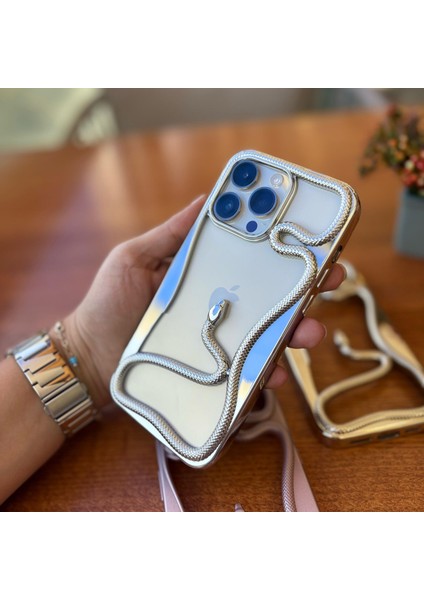Epaserpent Yılan Figürlü Çerçeve Telefon Kılıfı Iphone 15 Pro Max Gümüş