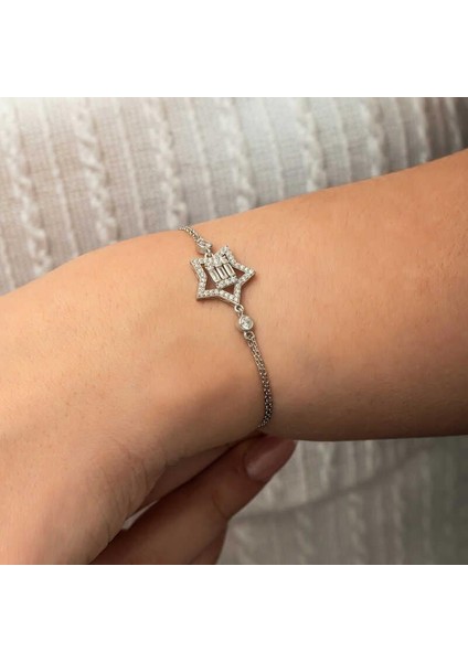 Gümüş Baget Taşlı Yıldız Kadın Bileklik fırsatları