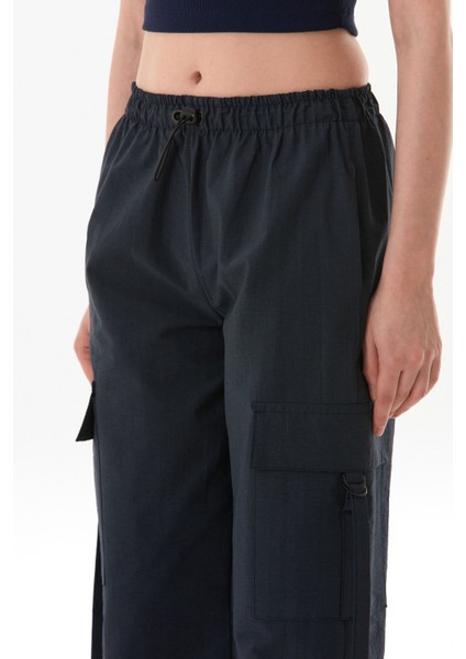 Beli Lastikli Paraşüt Kumaş Stoperli Jogger Pantolon indirimleri