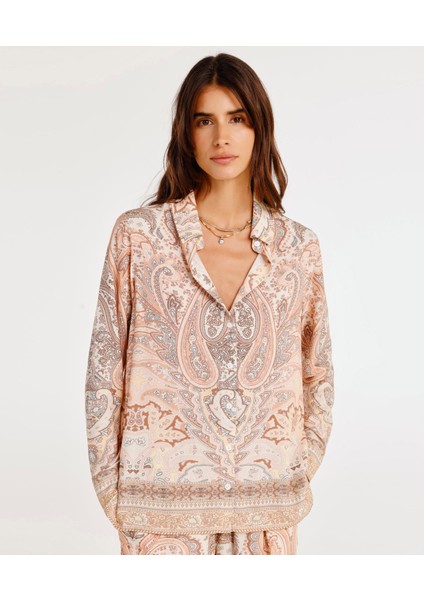 Uzun Kollu Ceket Yakalı Gömlek