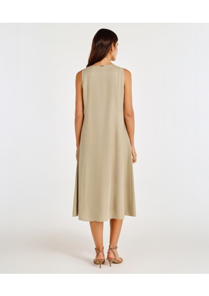 V Yaka Panel Kesikli Elbise modelleri