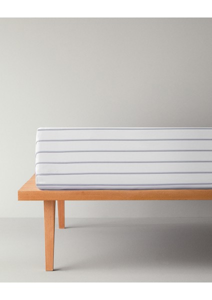 Serene Stripes Pamuklu Tek Kişilik Lastikli Çarşaf 100 x 200 cm Lacivert