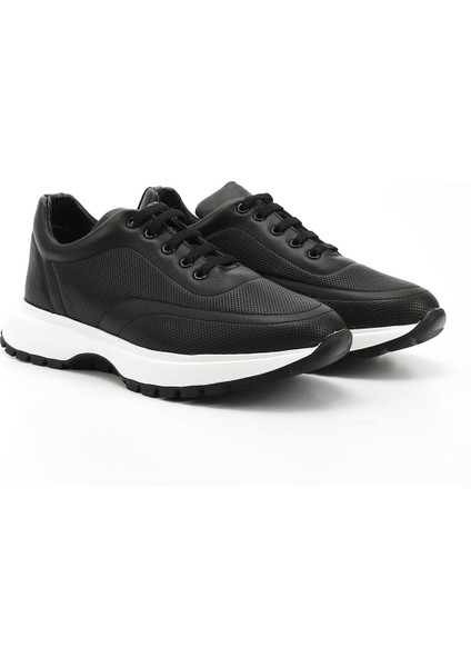 Kadın Siyah Lastik Bağcıklı Hakiki Deri Sneaker