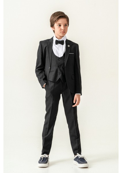 Premium Seri Mendilli Yelekli Ceketli Çocuk Takım Elbise Siyah