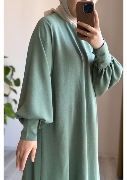 Manşet Detaylı Pantolonlu Takım- Çağla