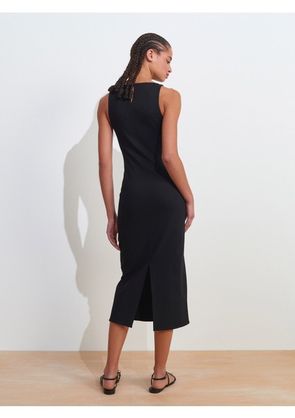 91099 Vücuda Oturan Midi Elbise-Siyah